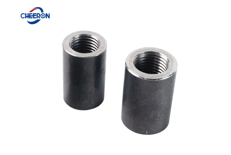 Coupleur d'armature par forgeage par refoulement