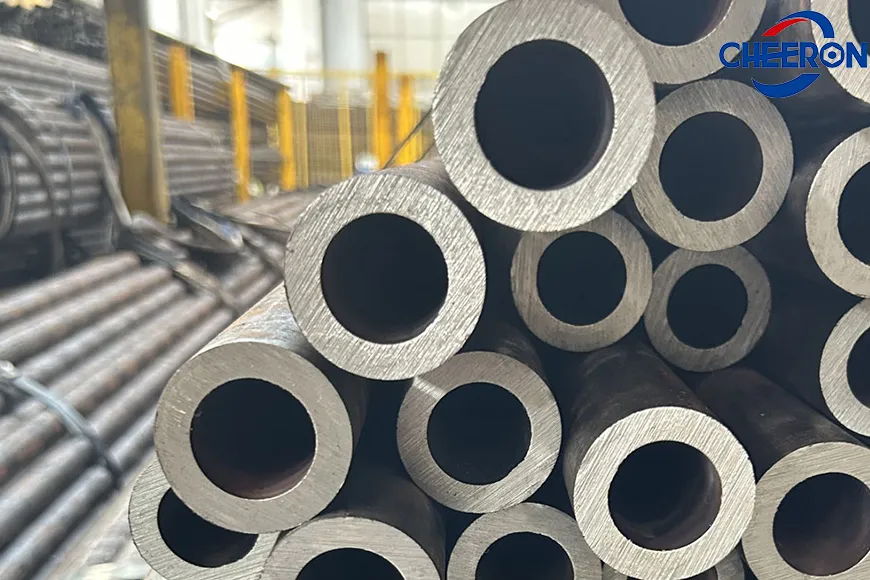 Tube en acier au carbone sans soudure